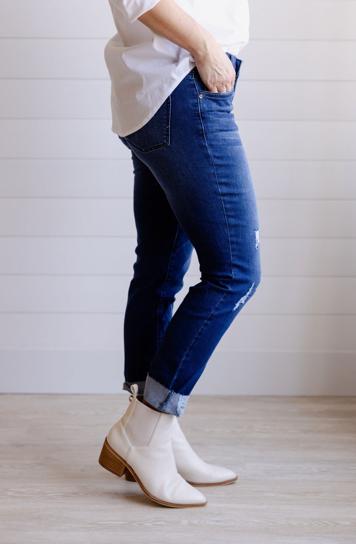 Straight Leg Girlfriend w/ Destructed Raw Cuff Hem
