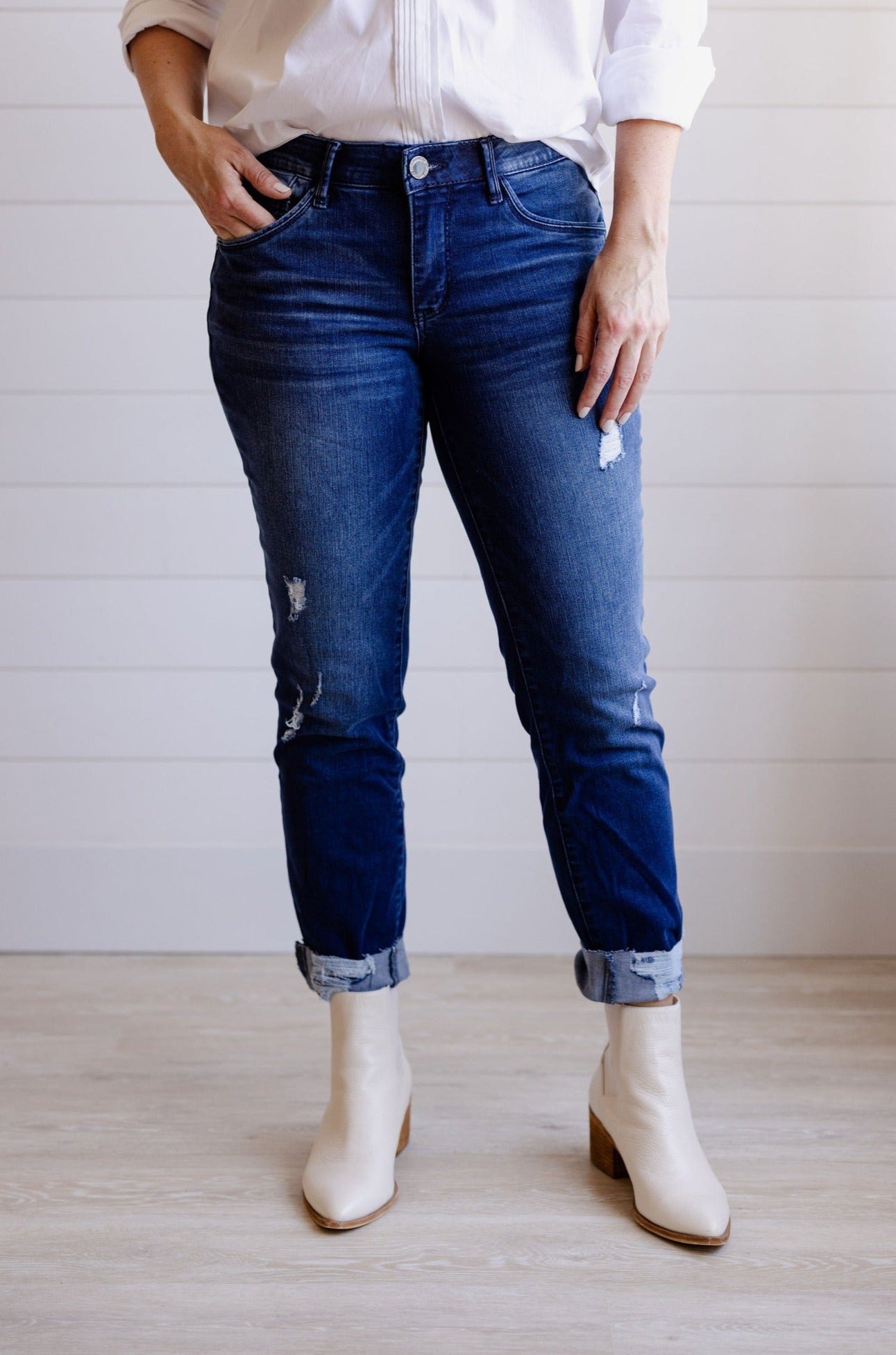 Straight Leg Girlfriend w/ Destructed Raw Cuff Hem