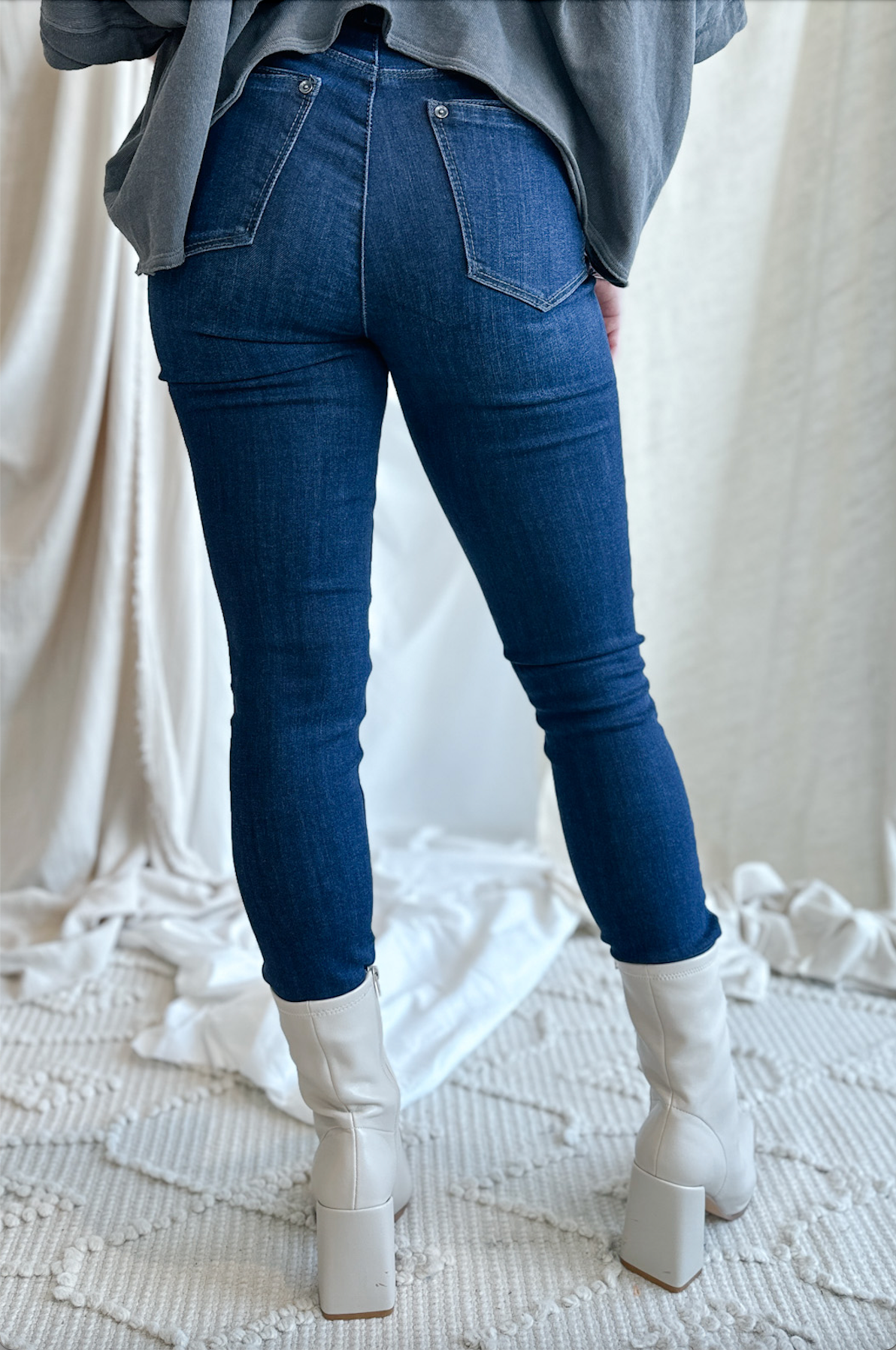 Skyrise 31" Skinny