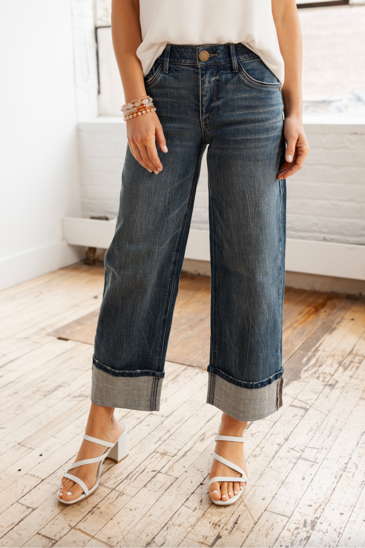 Wide Leg with Fixed Cuff
