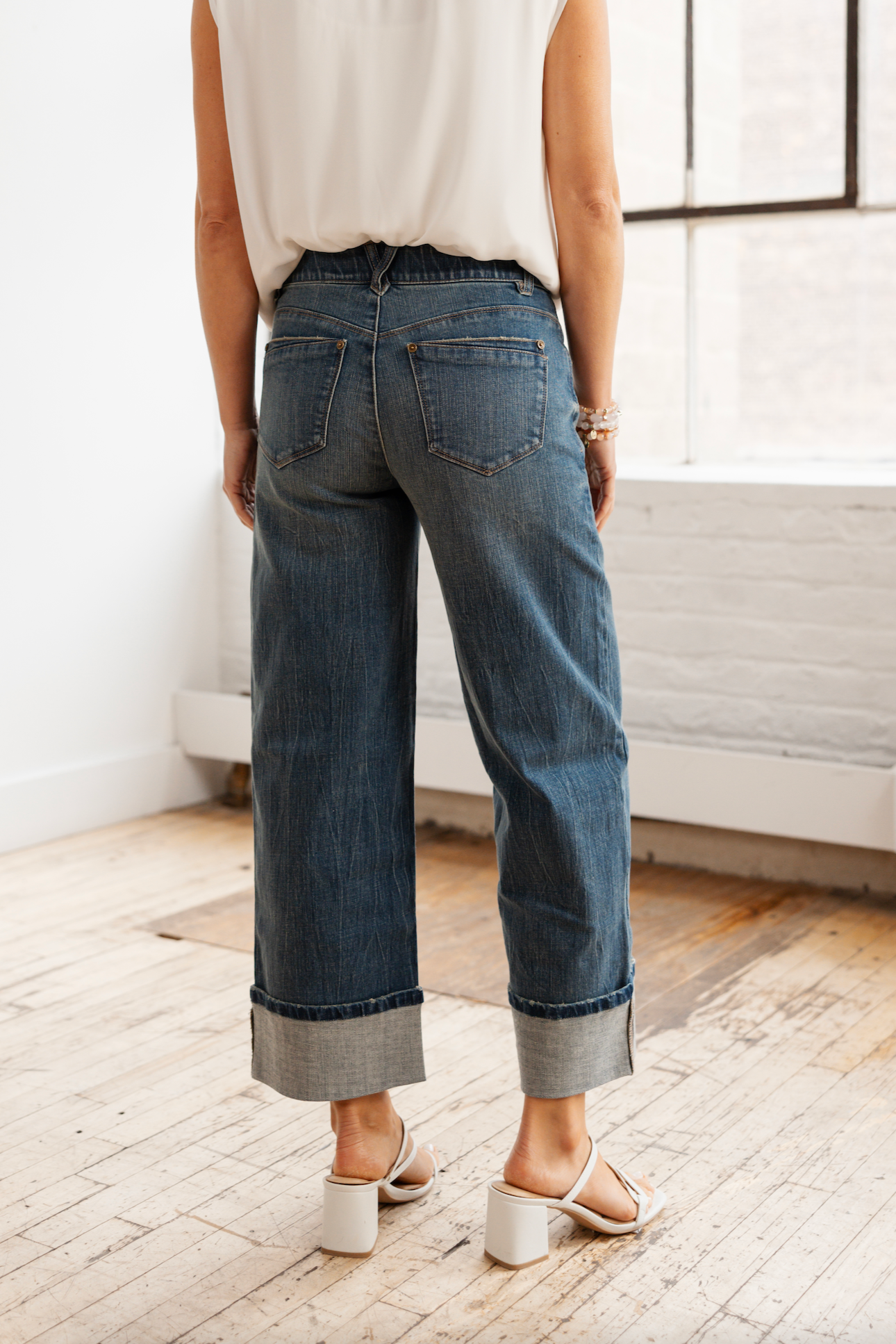Wide Leg with Fixed Cuff