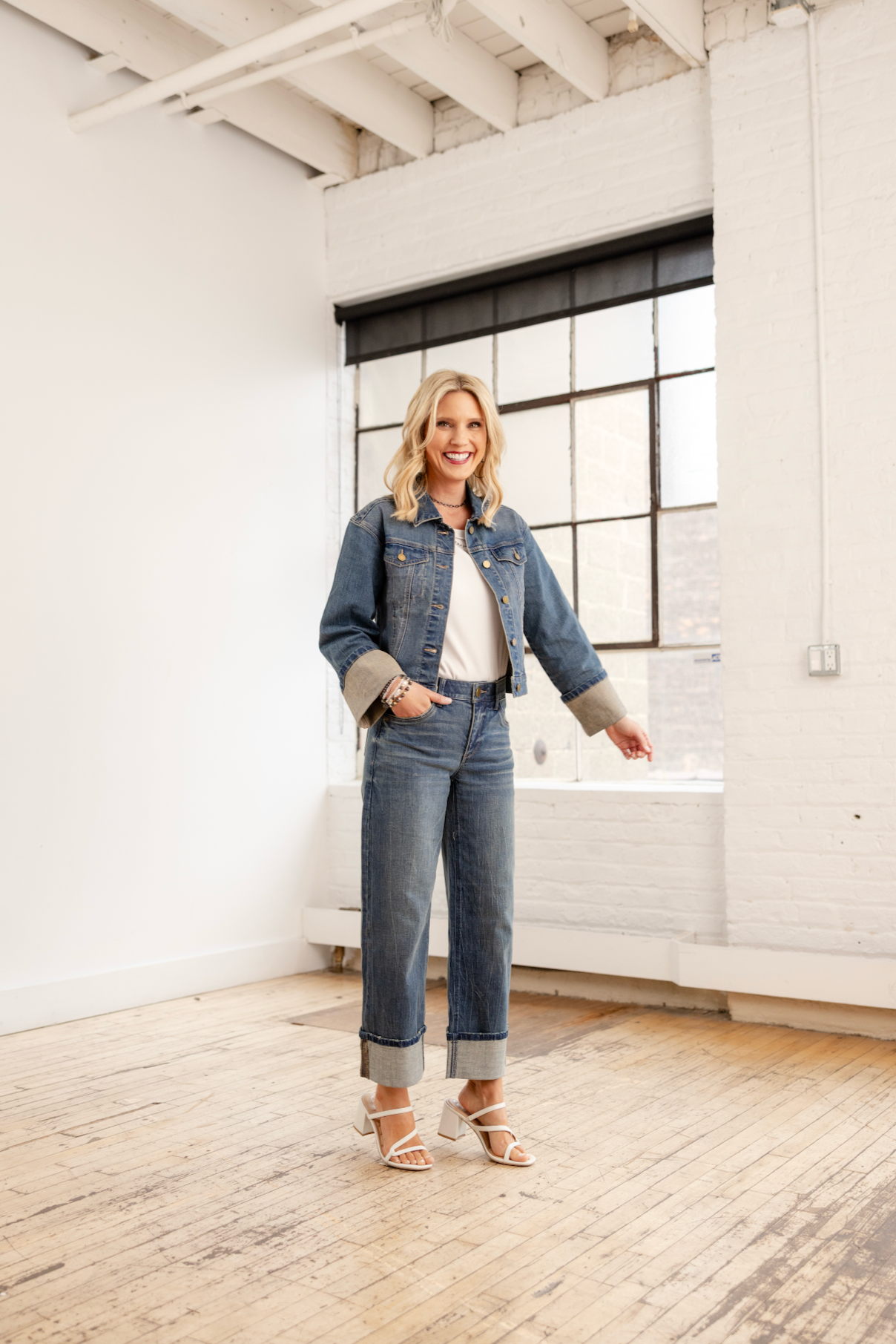 Wide Leg with Fixed Cuff