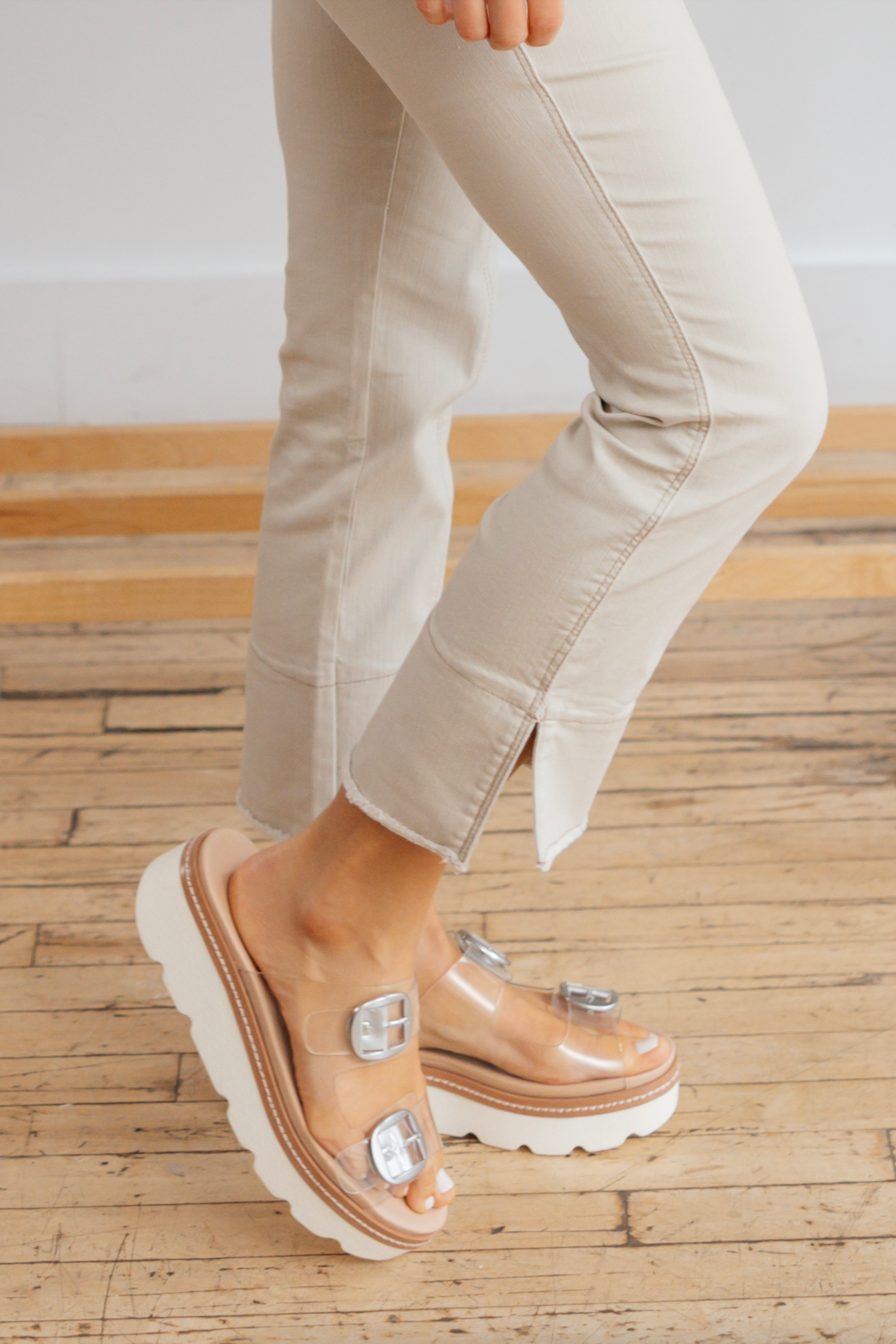 Kick Flare with Pintuck Seam