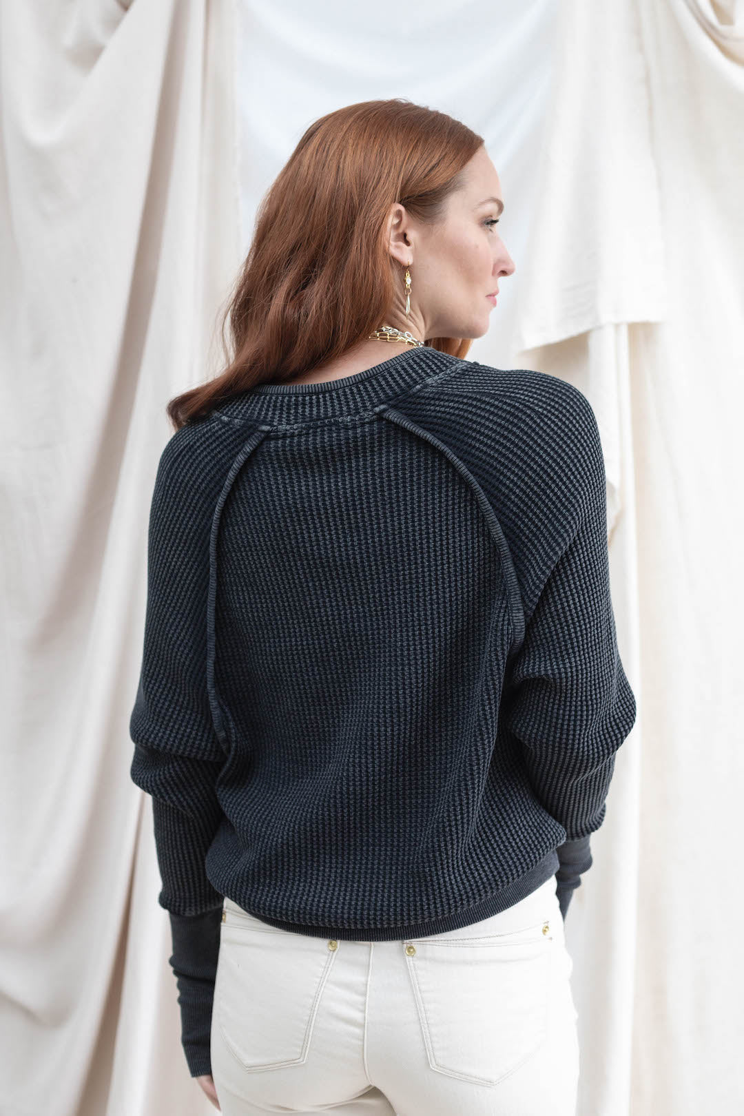 Everyday Vintage Waffle Sweater - Charcoal