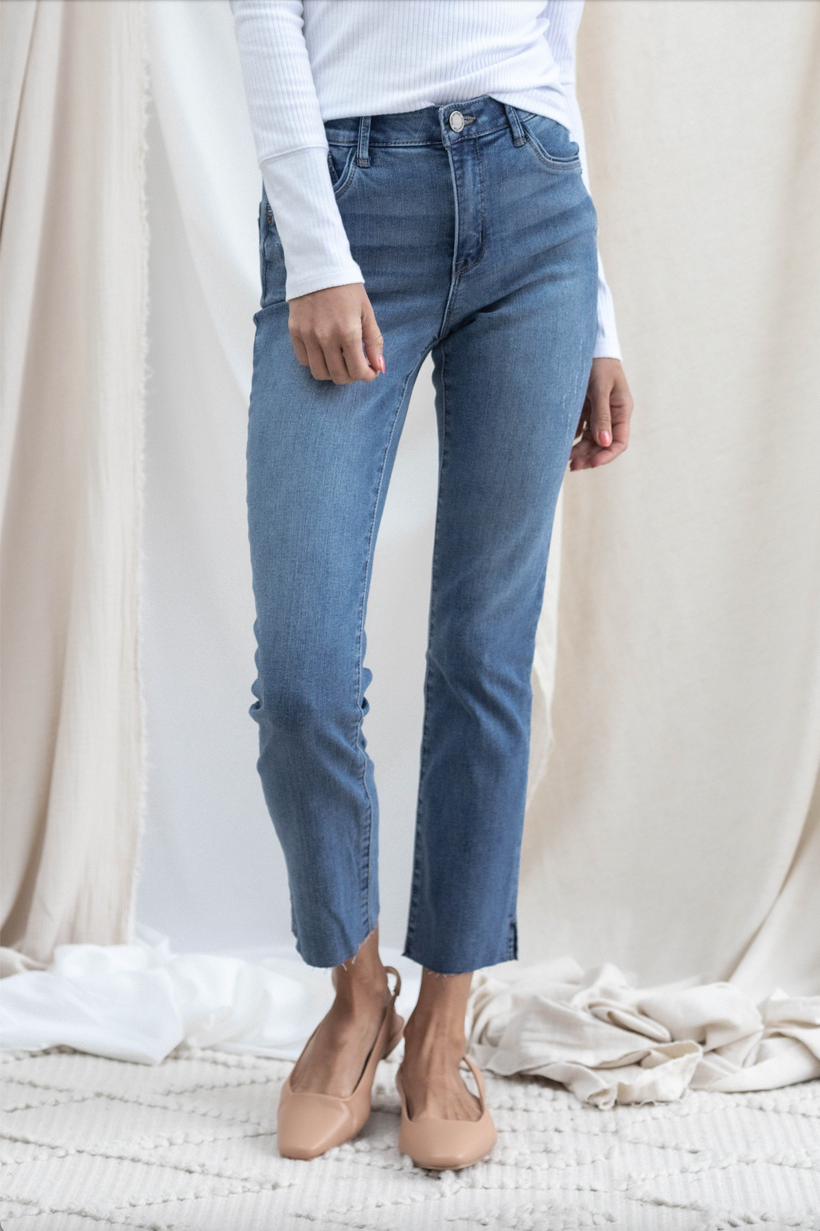 High Rise Vintage Skinny w/ Raw Hem