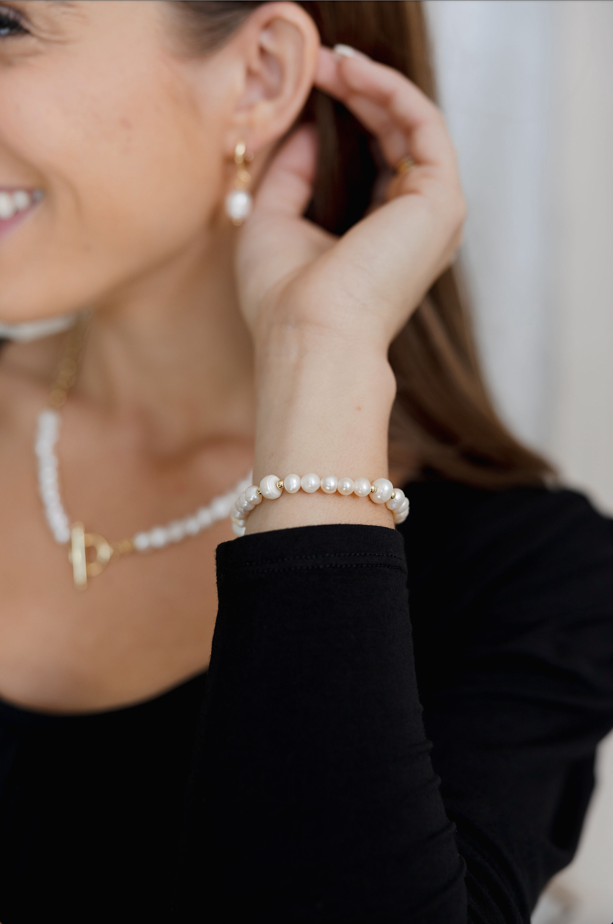 Bella Eternity Stretch Pearl Bracelet